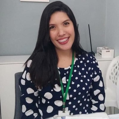 A nutricionista Isis Monteiro orienta sobre alimentação durante o isolamento